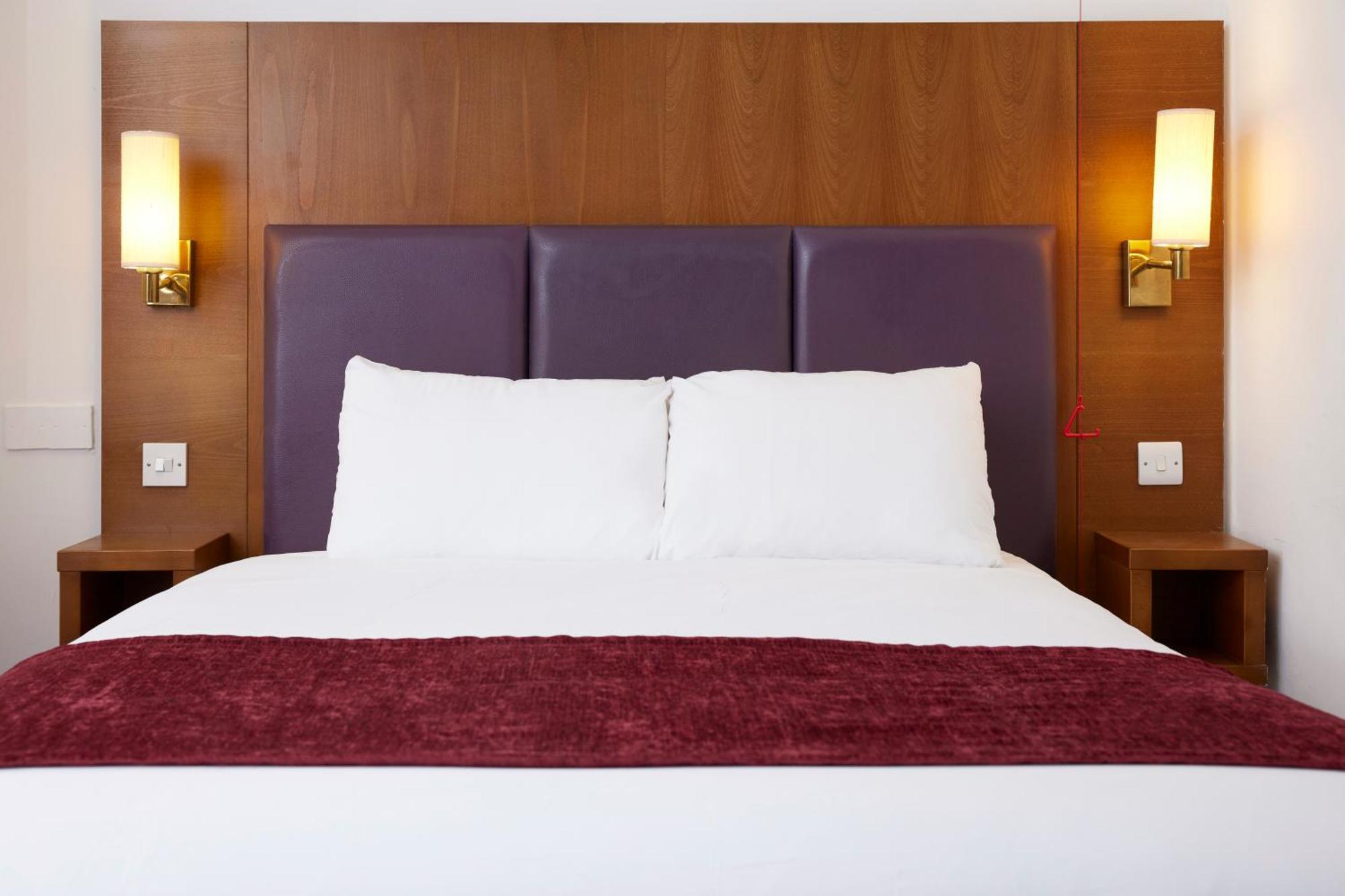 Crossroads By Chef & Brewer Collection Hotel Weedon Bec Kültér fotó